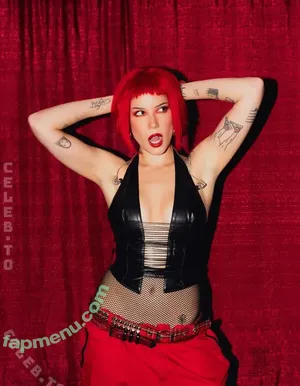 Halsey / iamhalsey nude photo #1548