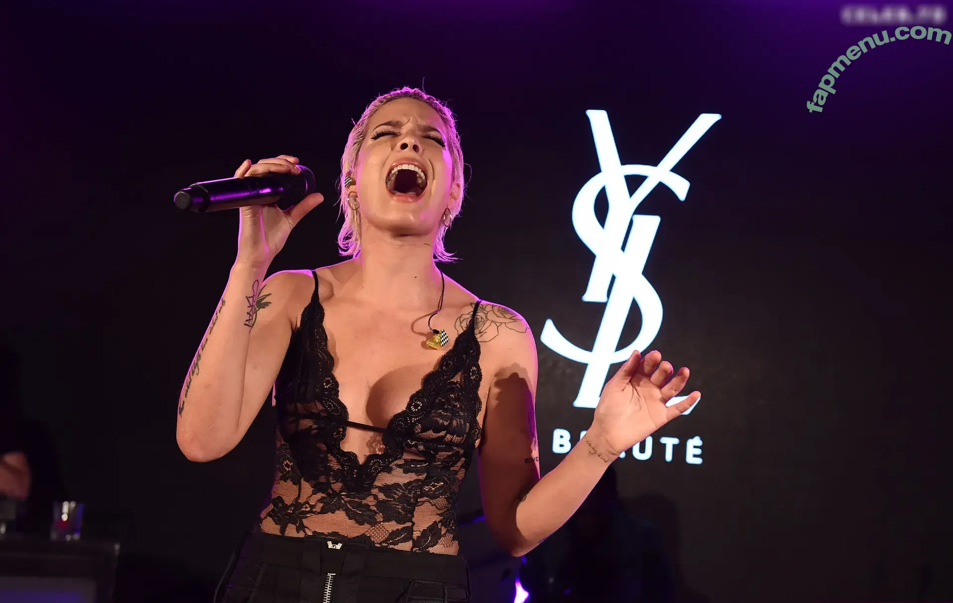 Halsey nude photo #1168 (iamhalsey / yammahaaa)