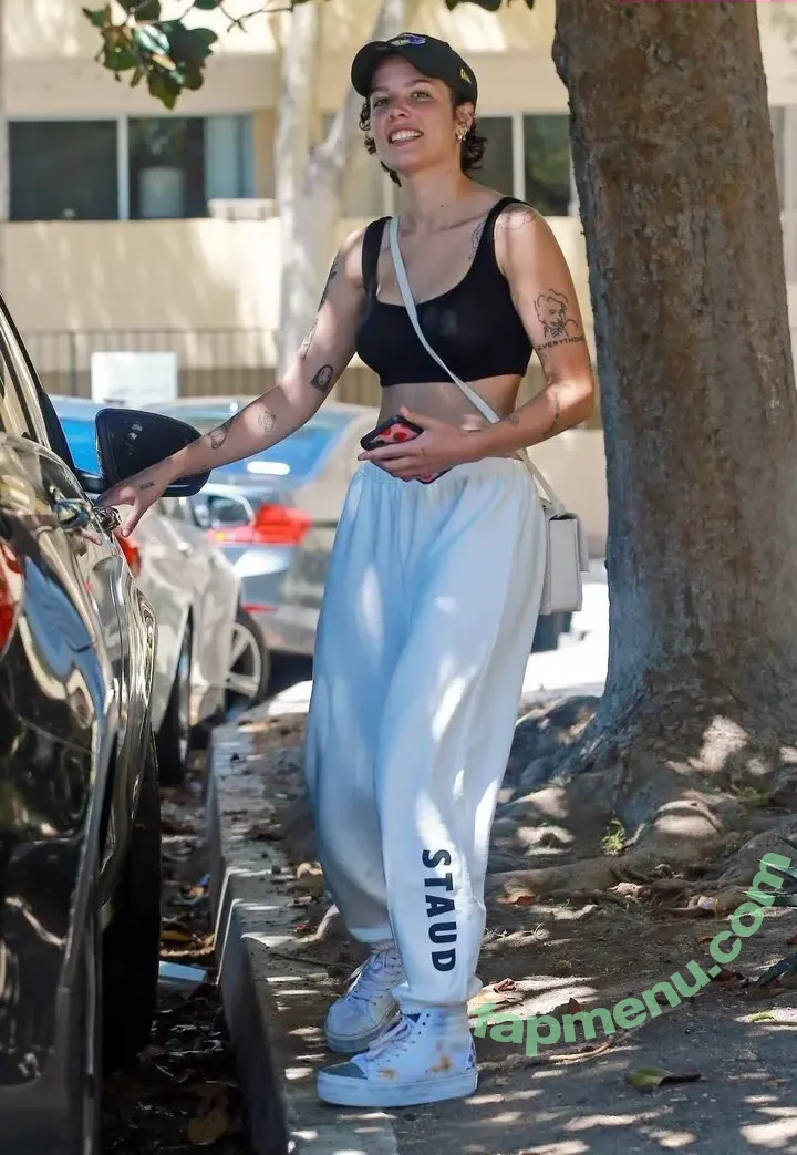 Halsey nude photo #1175 (iamhalsey / yammahaaa)