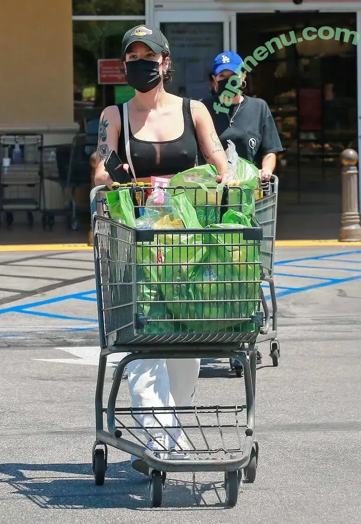 Halsey nude photo #1177 (iamhalsey / yammahaaa)