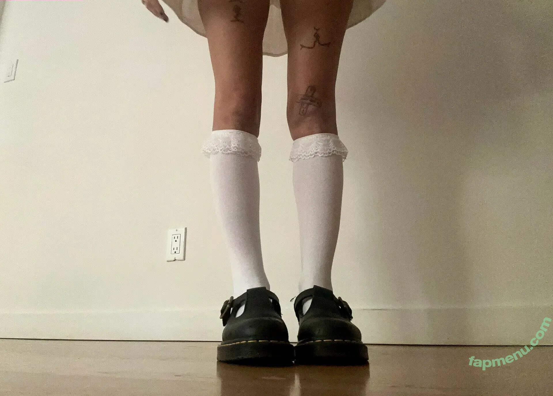 Halsey nude photo #1246 (iamhalsey / yammahaaa)