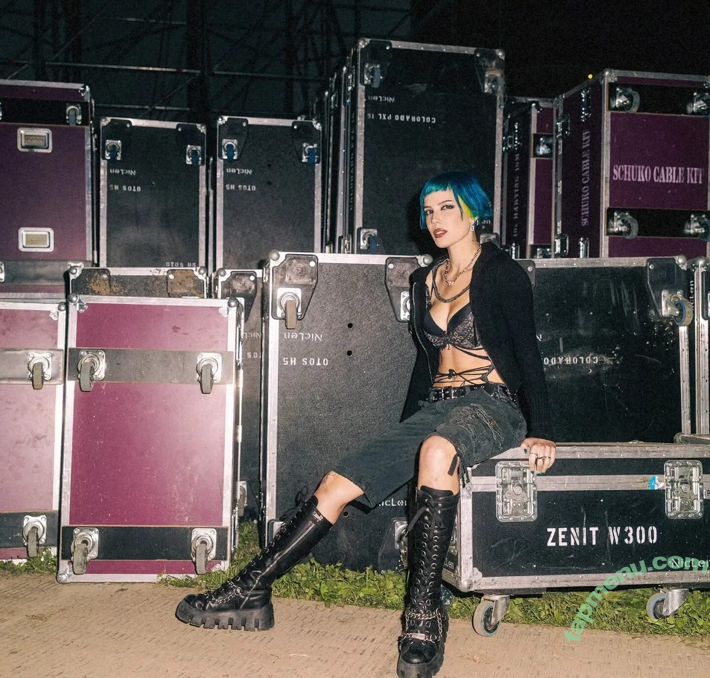 Halsey nude photo #1250 (iamhalsey / yammahaaa)