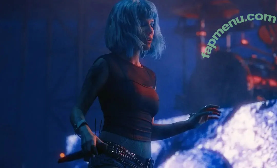 Halsey nude photo #1345 (iamhalsey)