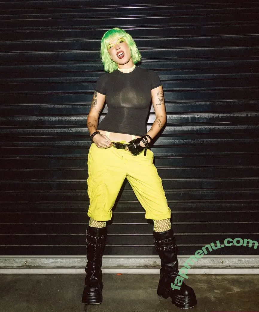 Halsey nude photo #1352 (iamhalsey)