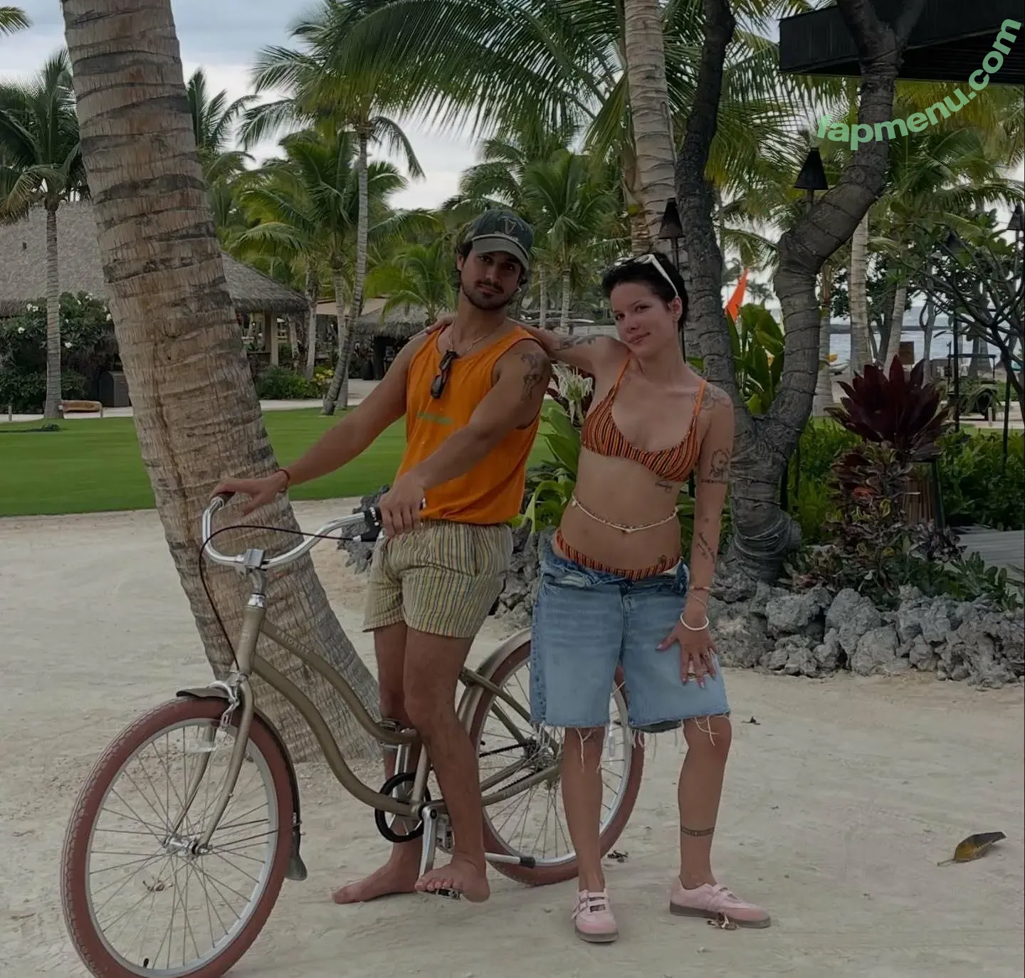 Halsey nude photo #1469 (iamhalsey / yammahaaa)