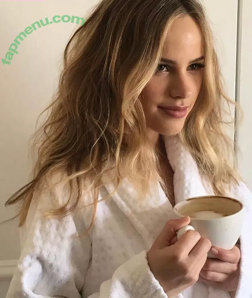 Halston Sage nude photo #0066 (halstonsage / oatmilkhuny)