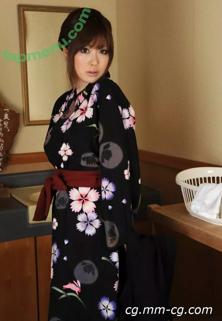 Hamasaki Rio nude photo #0185 (浜崎りお)