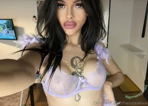 hamzaalexa / alexahamzaa nude photo #0015