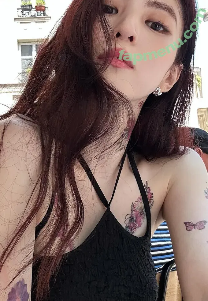 Han So-hee nude photo #0010 (Han So Hee / xeesoxee)
