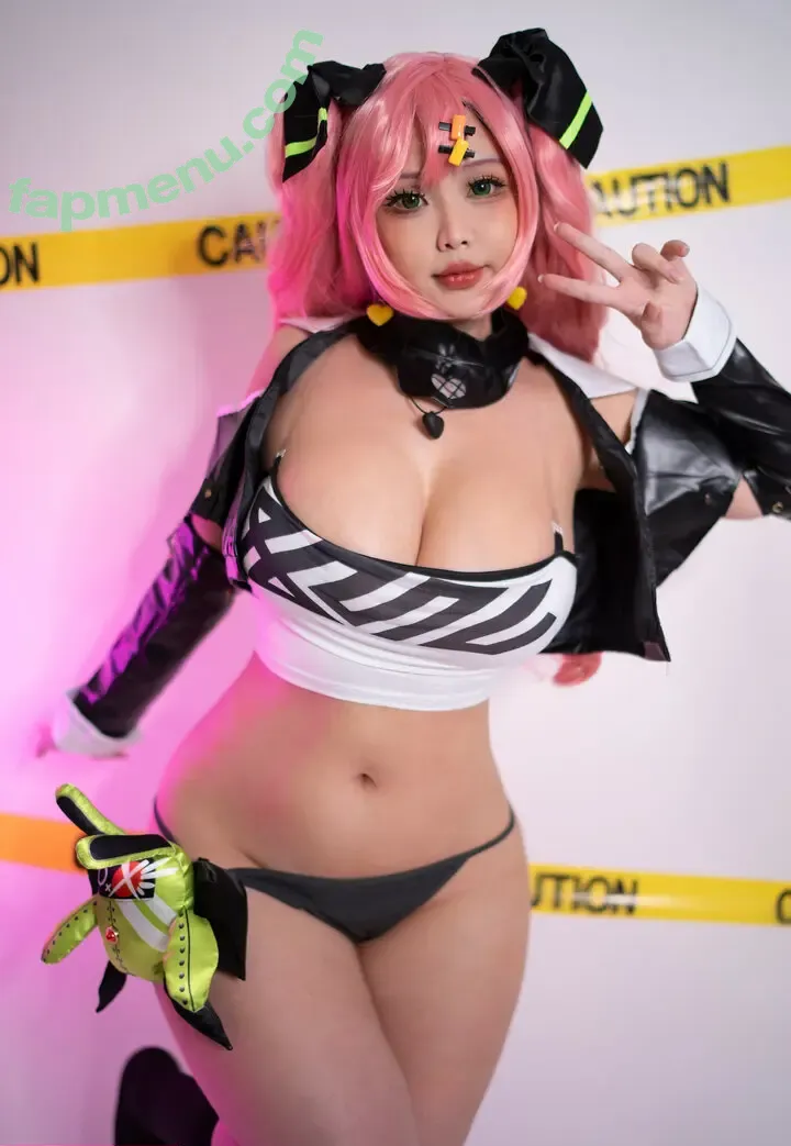 Hana Bunny nude photo #1057 (Hanna Dinh / hana.bunny_bunny / hanabunny / squishubunny)