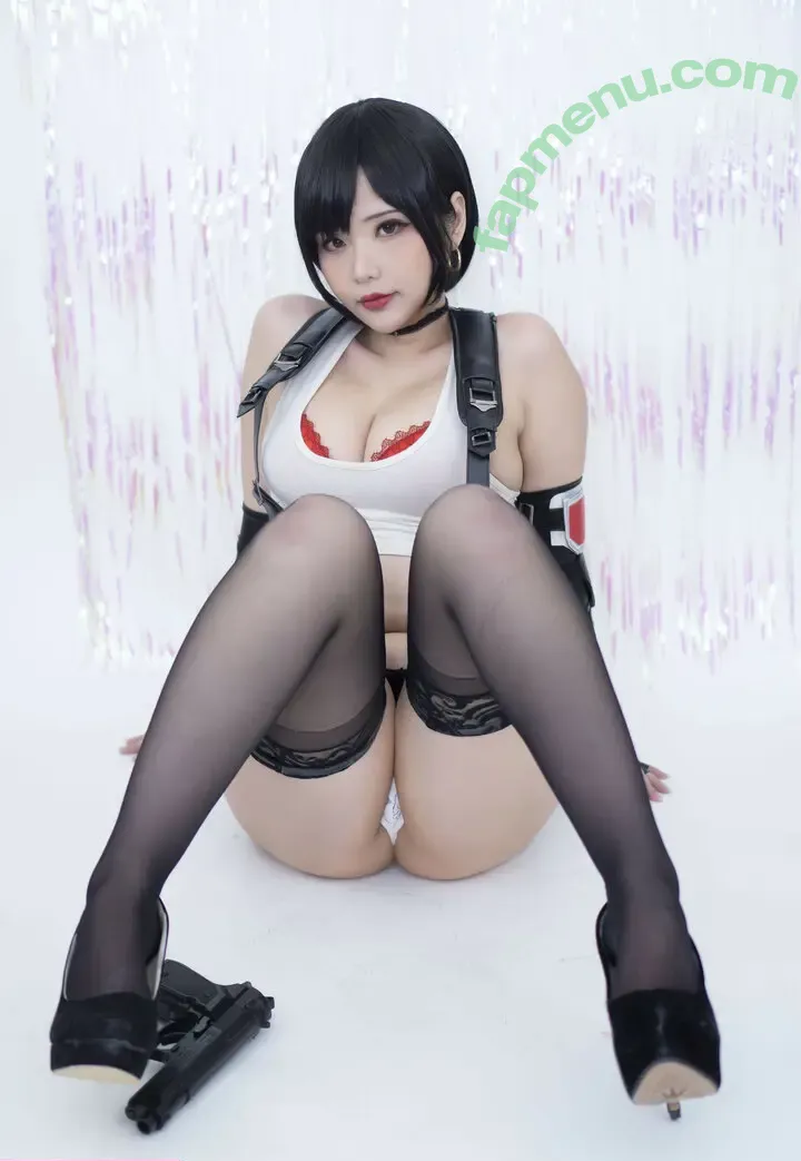 Hana Bunny nude photo #1720 (Hanna Dinh / hana.bunny_bunny / hanabunny / squishubunny)