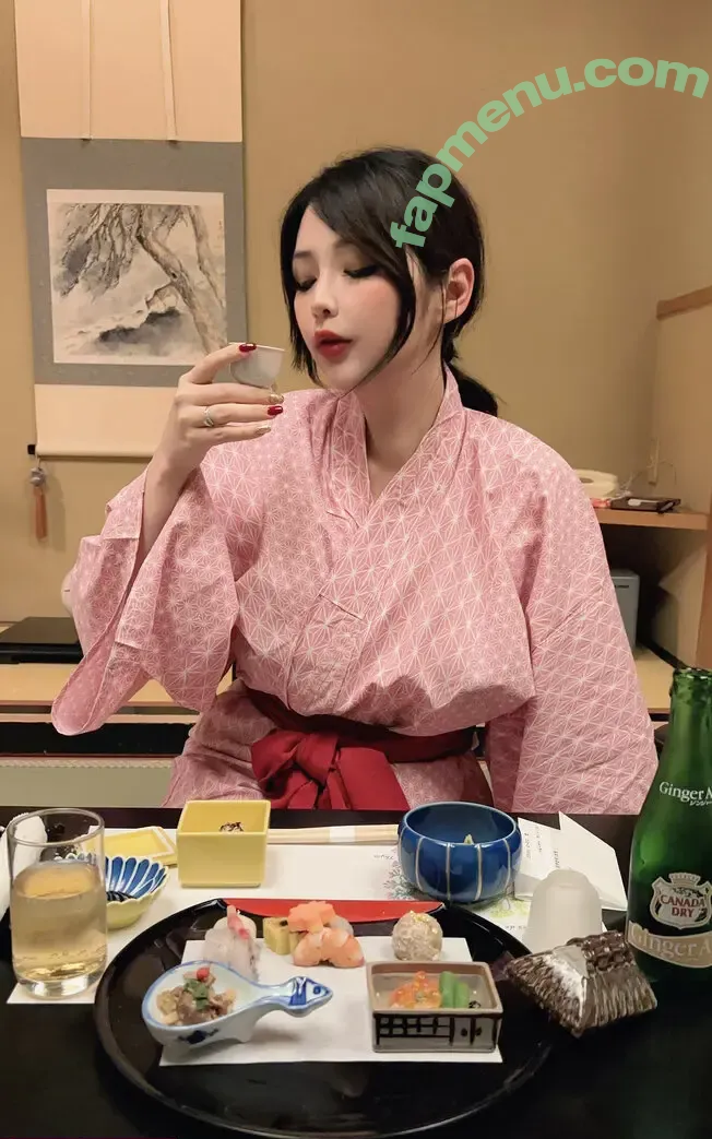 Hana Bunny nude photo #1851 (Hanna Dinh / hana.bunny_bunny / hanabunny / squishubunny)