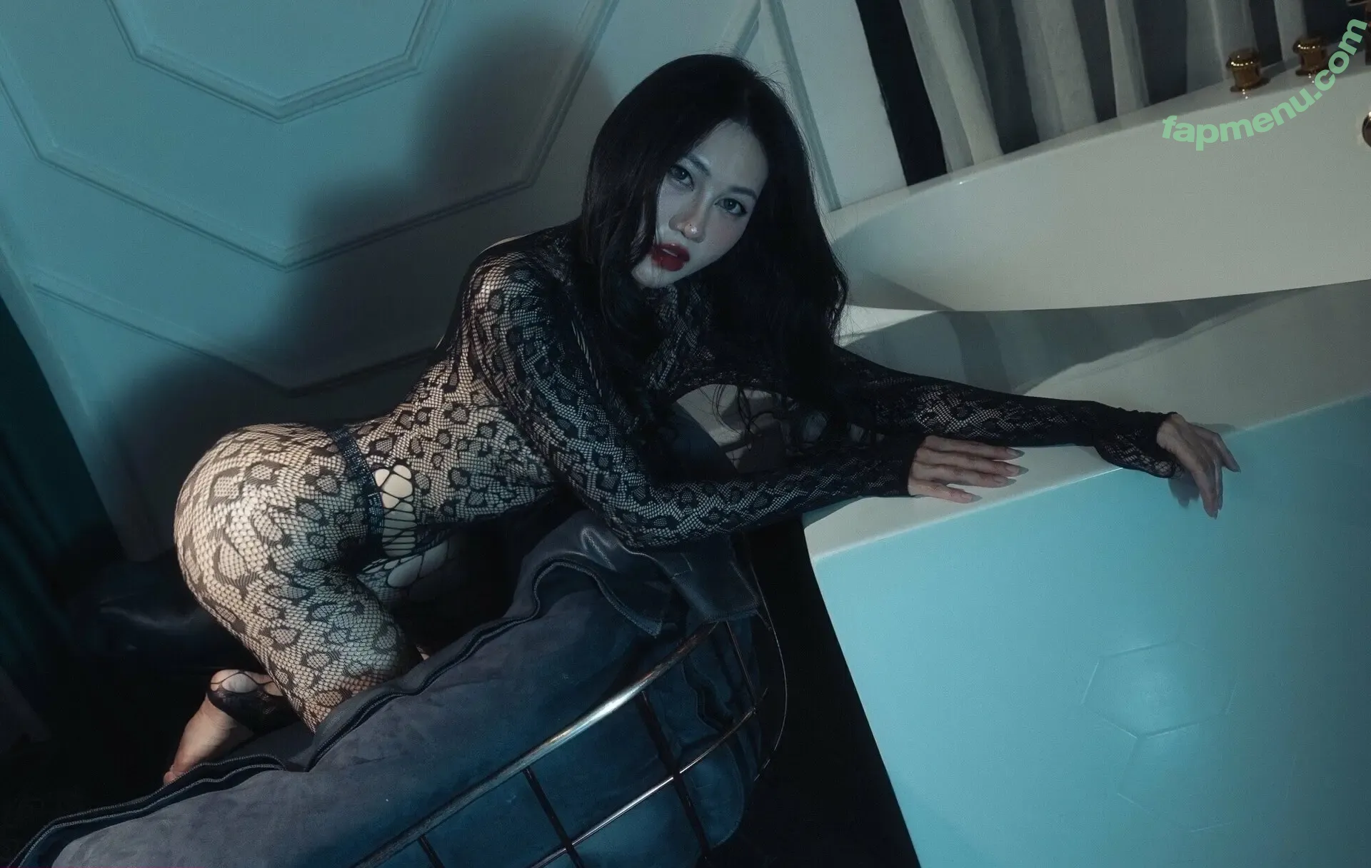 hananana18 nude photo #0012 (reel)