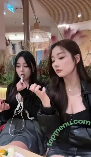 Hanavocado / hanavocado_ / nikocadoavocado nude photo #0259