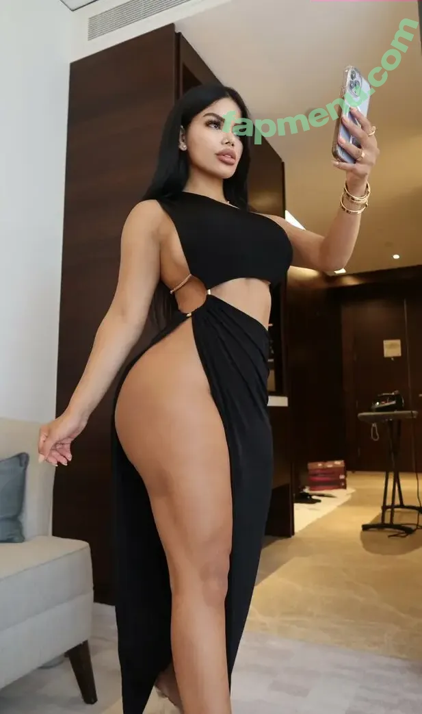Hanhasthashya nude photo #0002 (Hanhasthashya)
