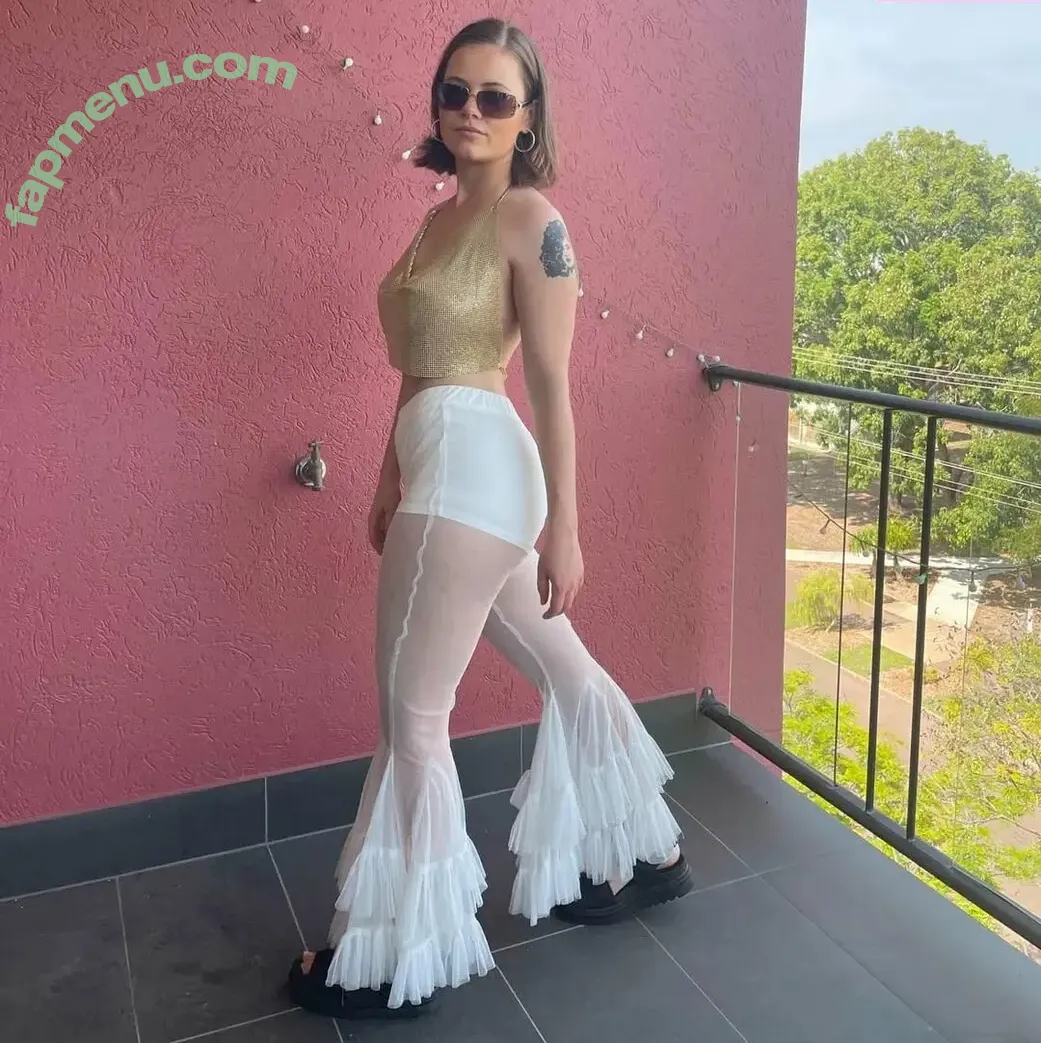 Hann Solo nude photo #0031 (hannahlagasolina)