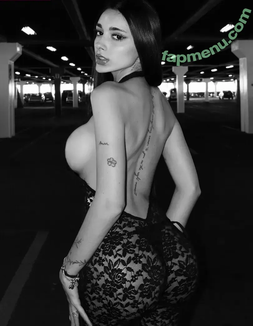 Hanna nude photo #0065 (Hanni / Hannimohamedd / hannahowo / hanniimohamedd / hannimohamed / user)