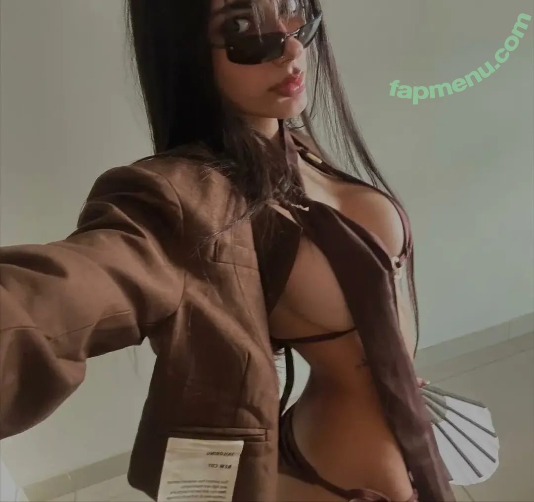 Hanna nude photo #0094 (Hanni / Hannimohamedd / hannahowo / hanniimohamedd / hannimohamed / playbunny)