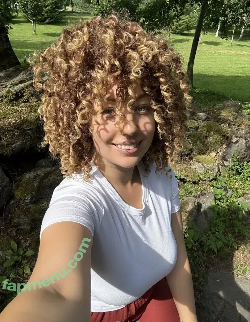 Hanna-zimmer nude photo #0161 (HannaZimmerr / hanna_wife / hanna_zimmer)