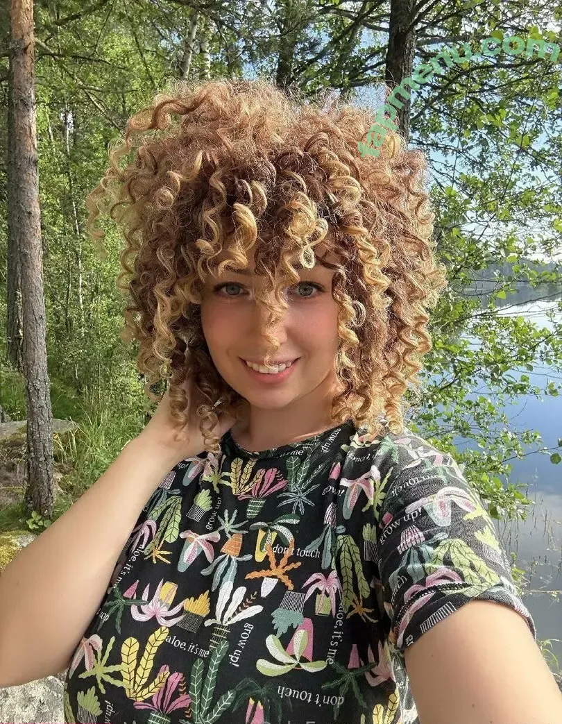 Hanna-zimmer nude photo #0168 (HannaZimmerr / hanna_wife / hanna_zimmer)