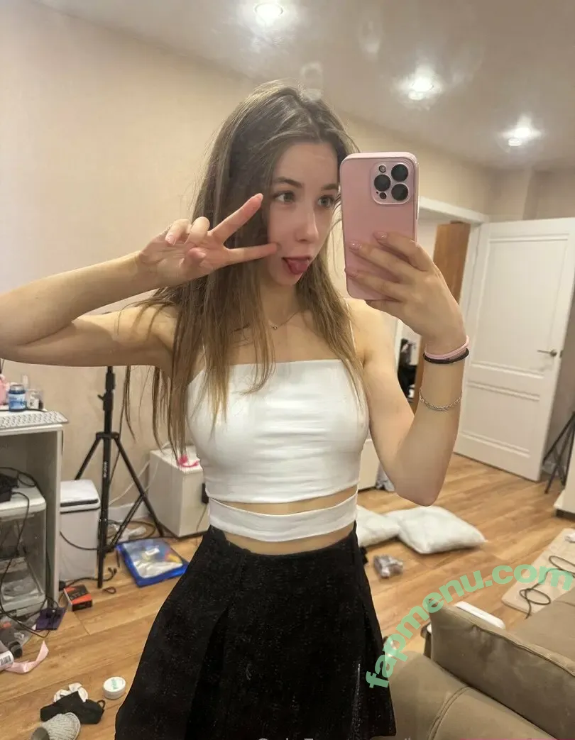 hannababyface nude photo #0034 (hannahbabyface)