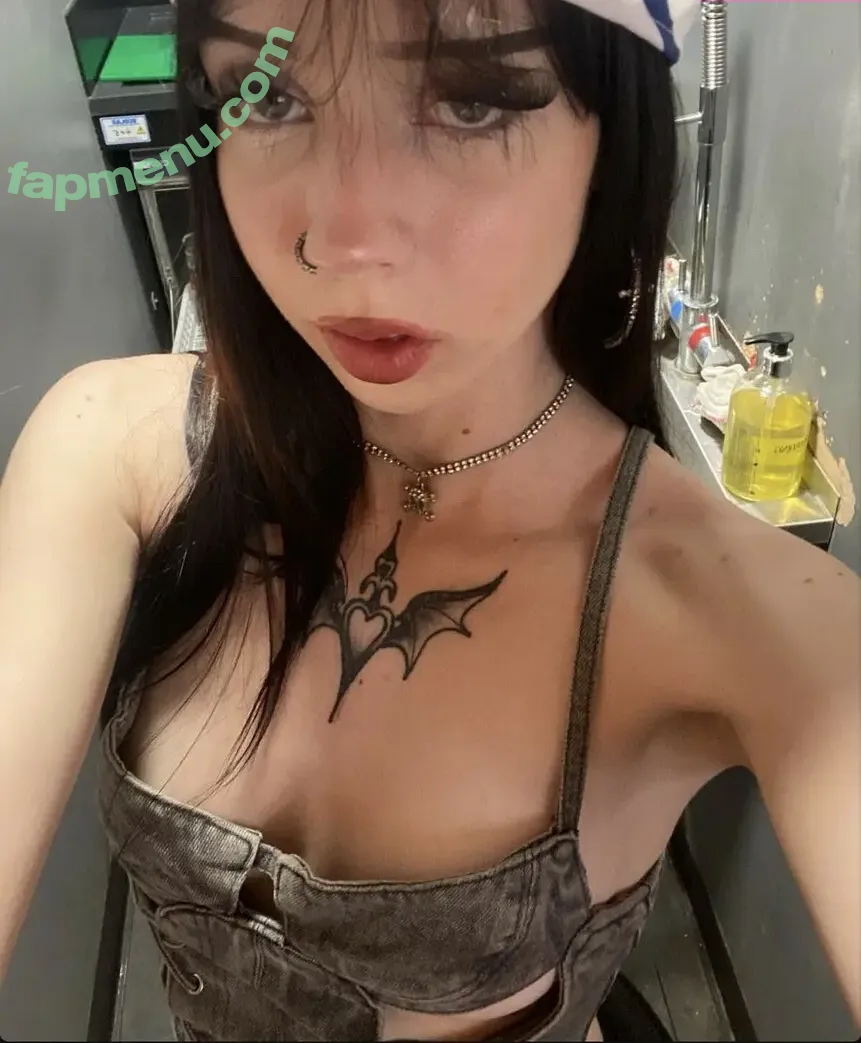 HannaH nude photo #0147 (hannah28h / hannah28hh / hannahbrown)