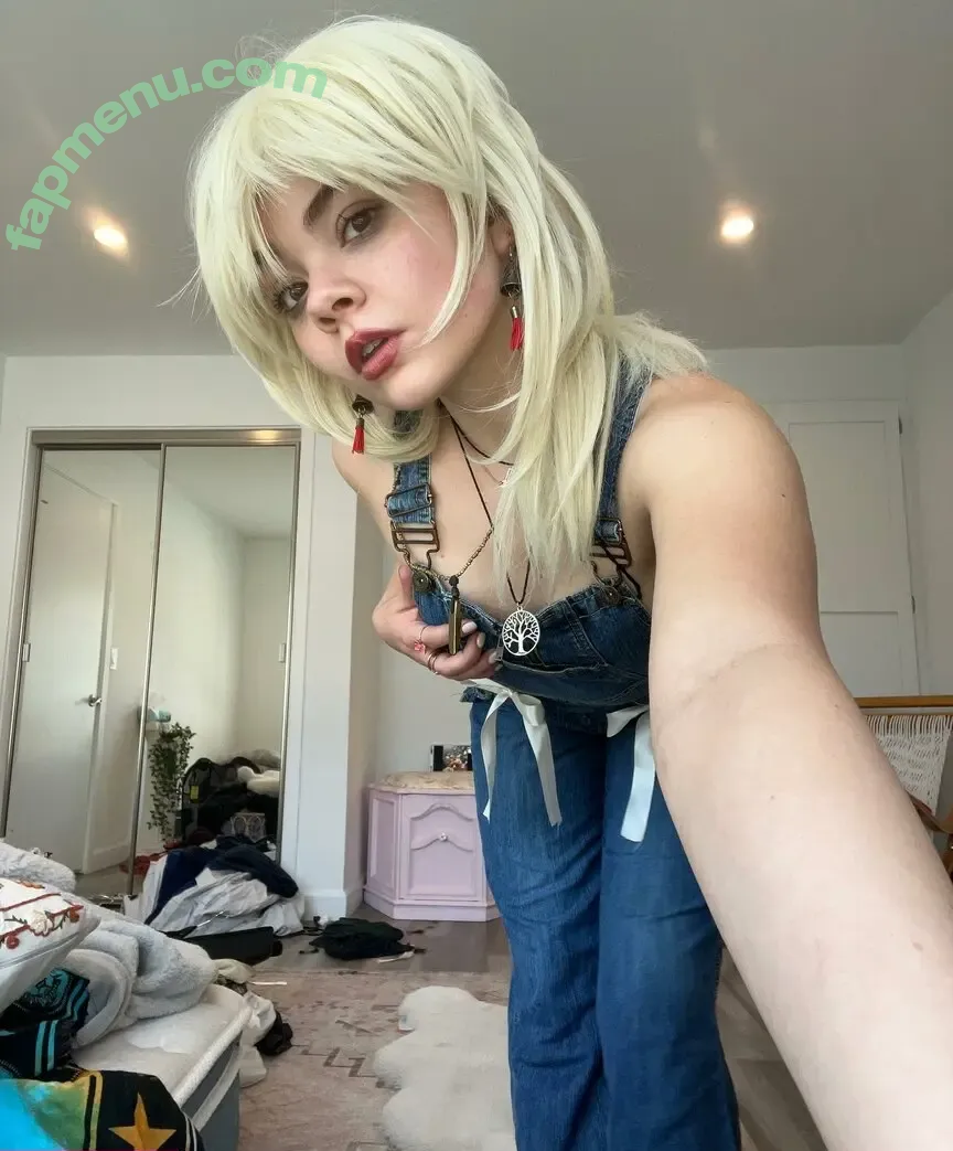 Hannah Alligood nude photo #0021 (Hannah Riley / okhannahriley)