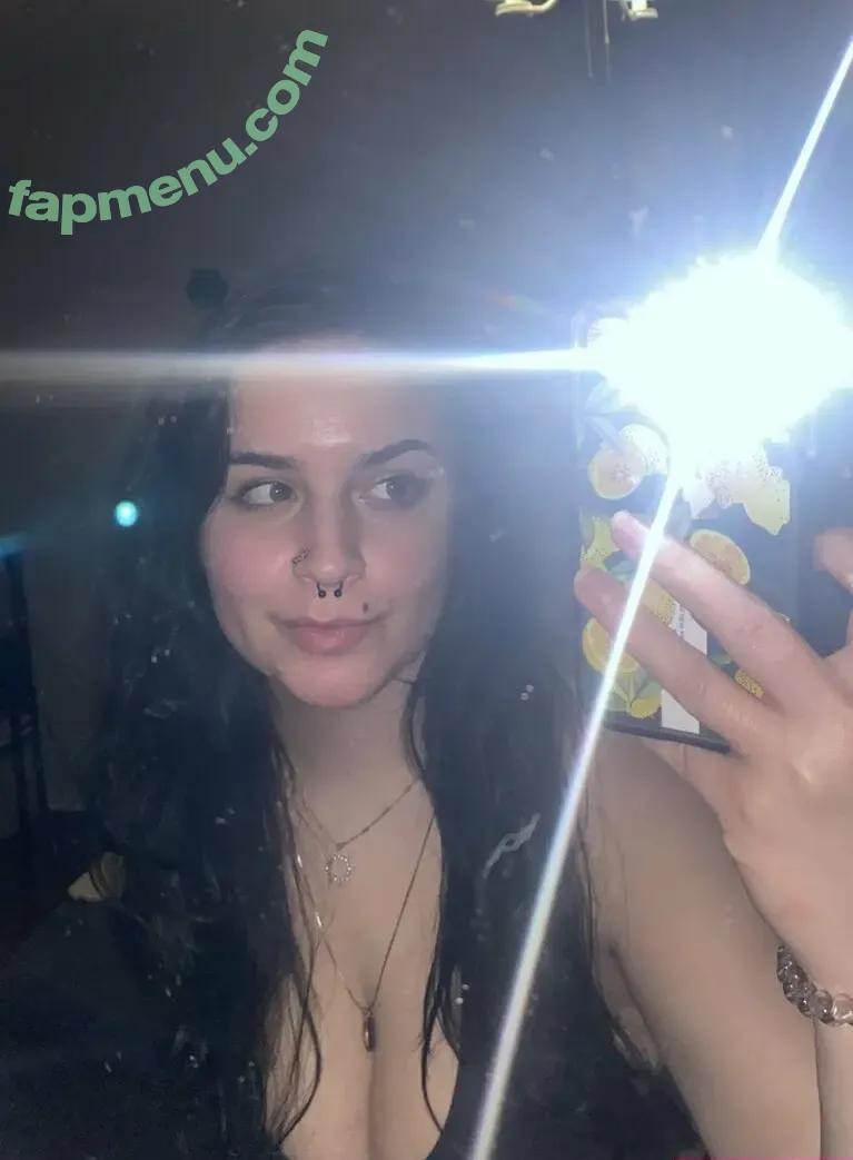 Hannah Banana nude photo #0040 (hannah_big_titty / its_hannahbananaa)