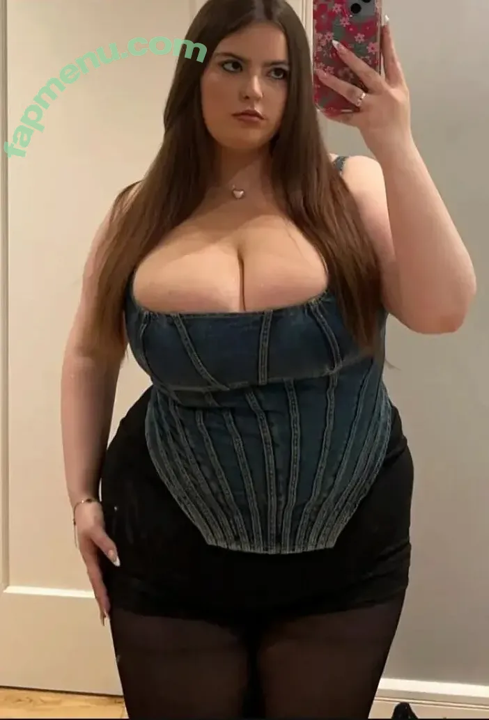 Hannah C nude photo #0494 (hannahcofficial / hannahnextdoor95)