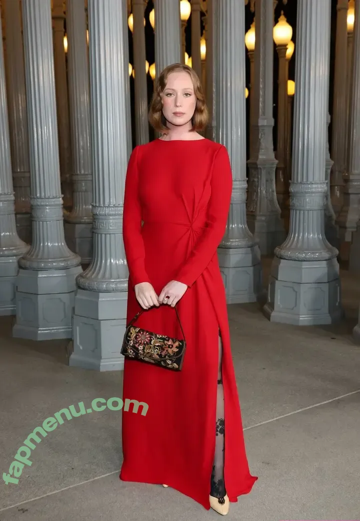 Hannah Einbinder nude photo #0175 (hannaheinbinder)