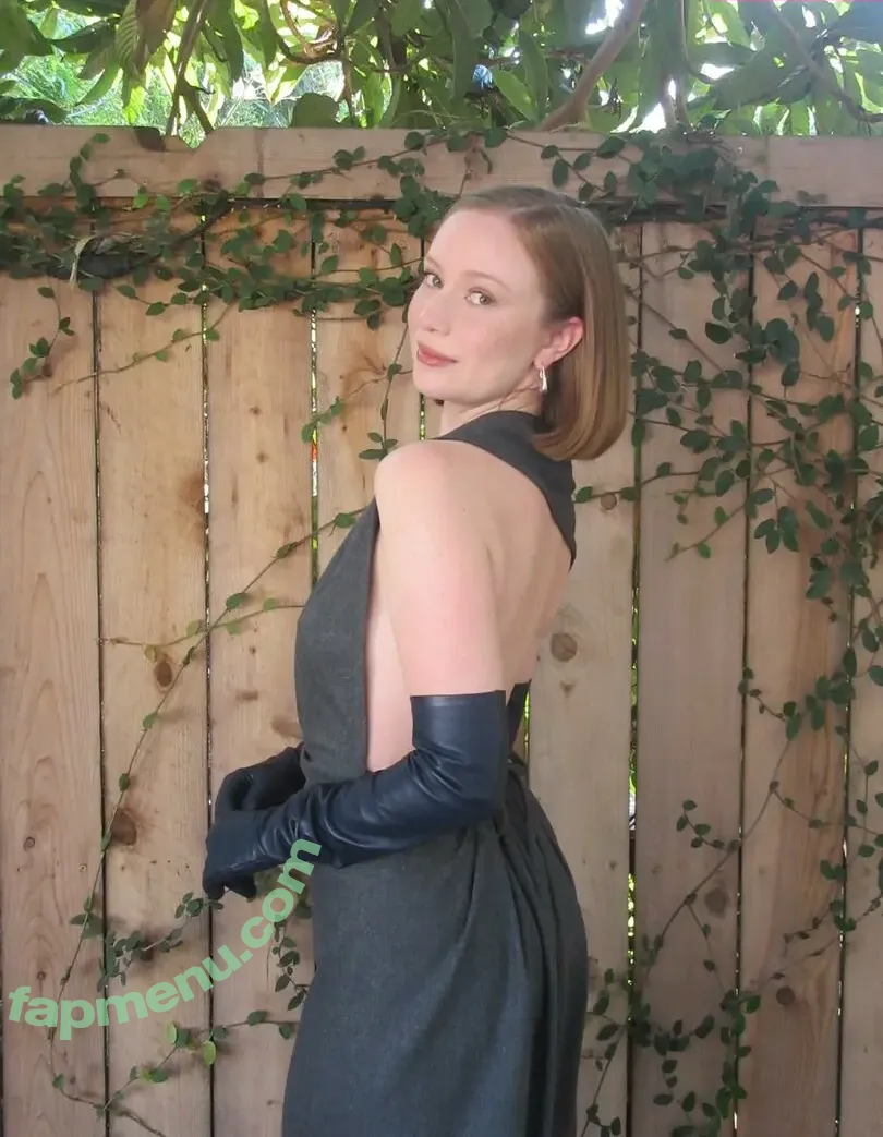 Hannah Einbinder nude photo #0186 (hannaheinbinder)