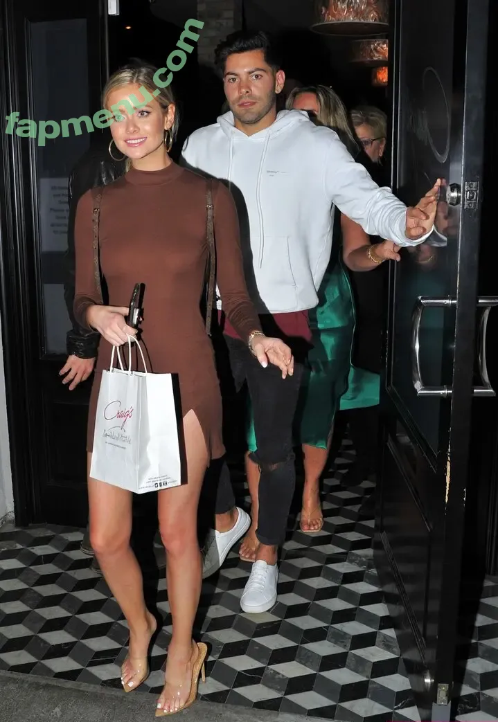 Hannah Godwin nude photo #0057 (hannahg11)