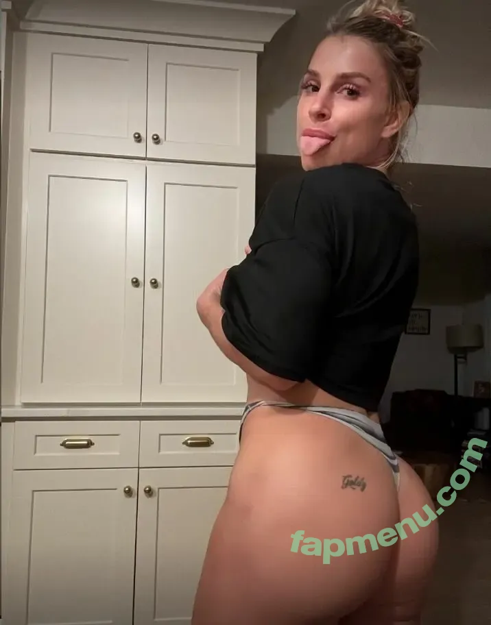 Hannah Goldy nude photo #0054 (hannahgoldy)