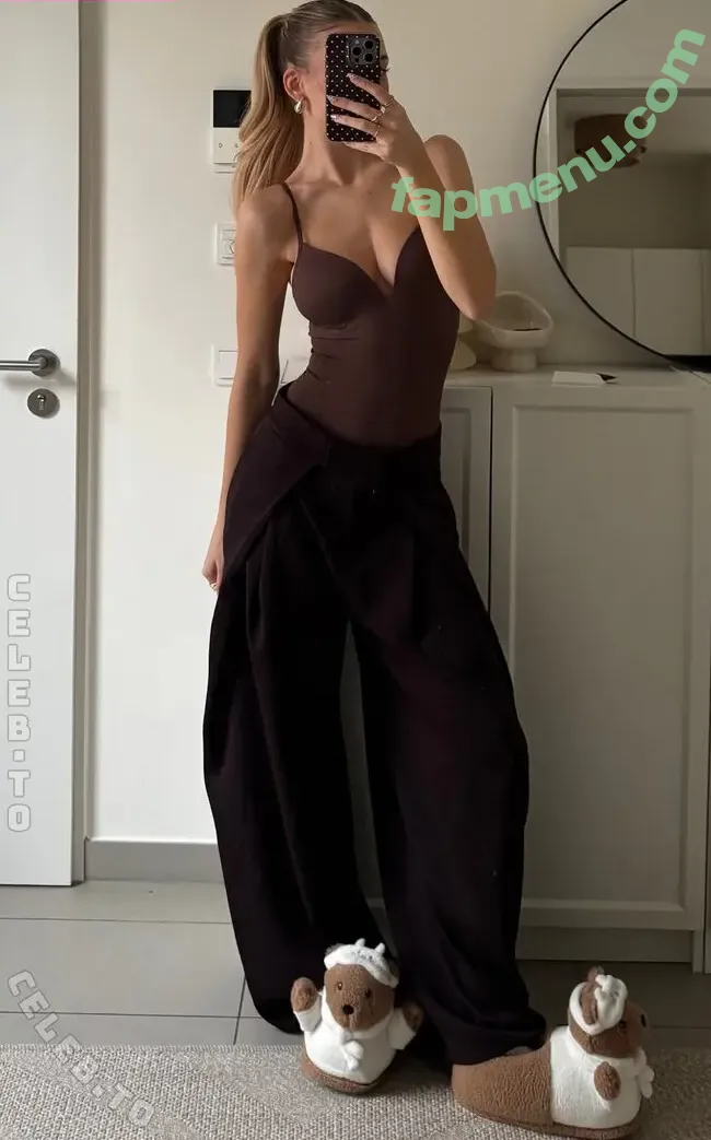 Hannah Maria nude photo #0057 (hannahmria)