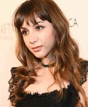 Hannah Marks / hannahgmarks nude photo #0029