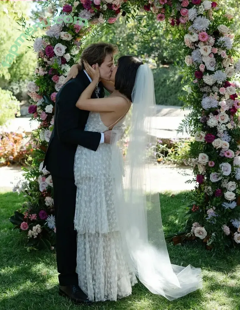 Hannah Marks nude photo #0090 (hannahgmarks)