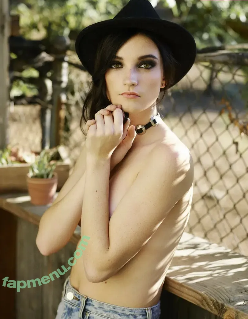 Hannah Masi nude photo #0030 (hannahrosemasi)