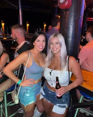 Hannah Murrell / hannahlee00 / hannahmurre11 / twinnumber_one nude photo #0182