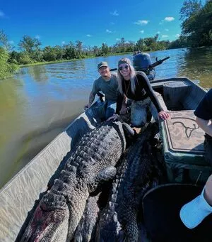 Hannah Murrell / hannahlee00 / hannahmurre11 / twinnumber_one nude photo #0227