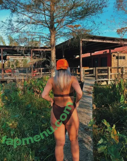 Hannah Murrell nude photo #0145 (hannahlee00 / hannahmurre11 / twinnumber_one)