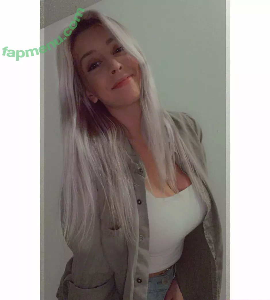 Hannah Murrell nude photo #0170 (hannahlee00 / hannahmurre11 / twinnumber_one)