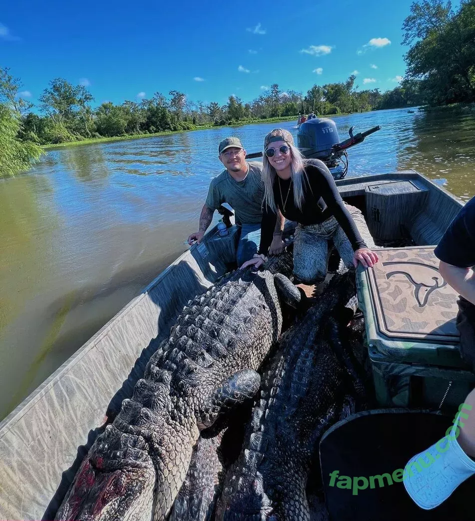 Hannah Murrell nude photo #0227 (hannahlee00 / hannahmurre11 / twinnumber_one)