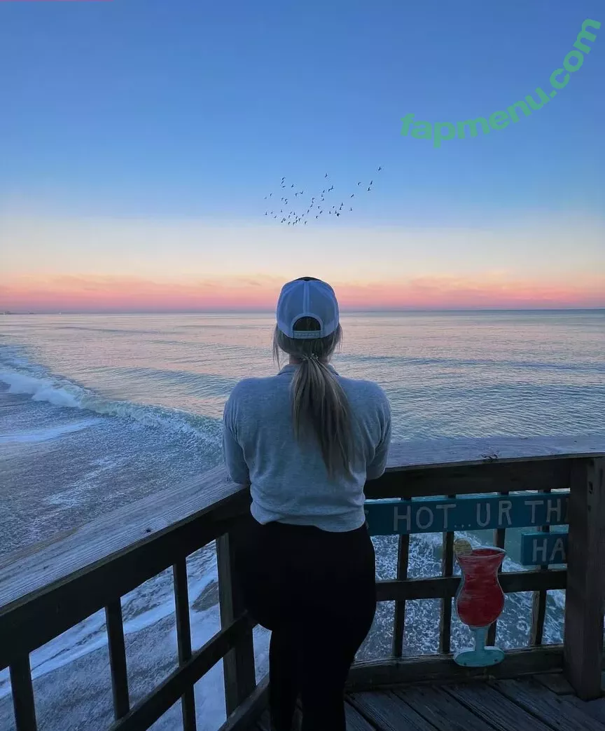 Hannah Murrell nude photo #0237 (hannahlee00 / hannahmurre11 / twinnumber_one)