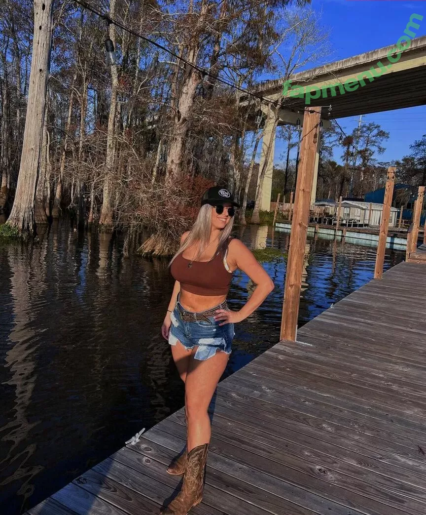 Hannah Murrell nude photo #0249 (hannahlee00 / hannahmurre11 / twinnumber_one)