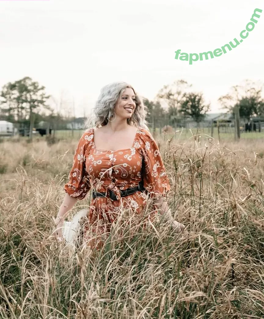 Hannah Murrell nude photo #0254 (hannahlee00 / hannahmurre11 / twinnumber_one)