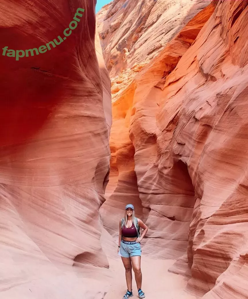 Hannah Murrell nude photo #0260 (hannahlee00 / hannahmurre11 / twinnumber_one)