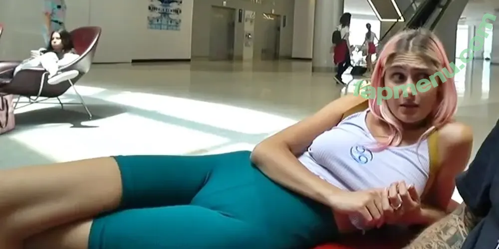 Hannah Ridgeway nude photo #0068 (hanridge)