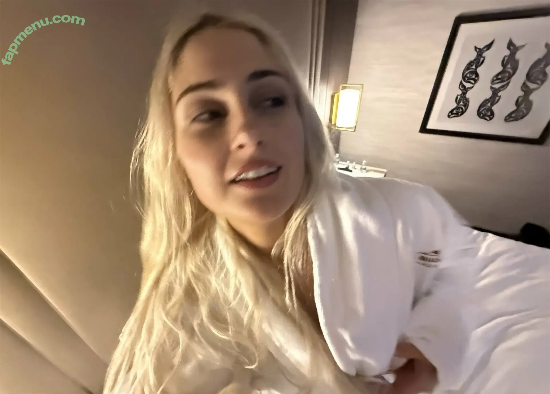 Hannah Ridgeway nude photo #0074 (hanridge)