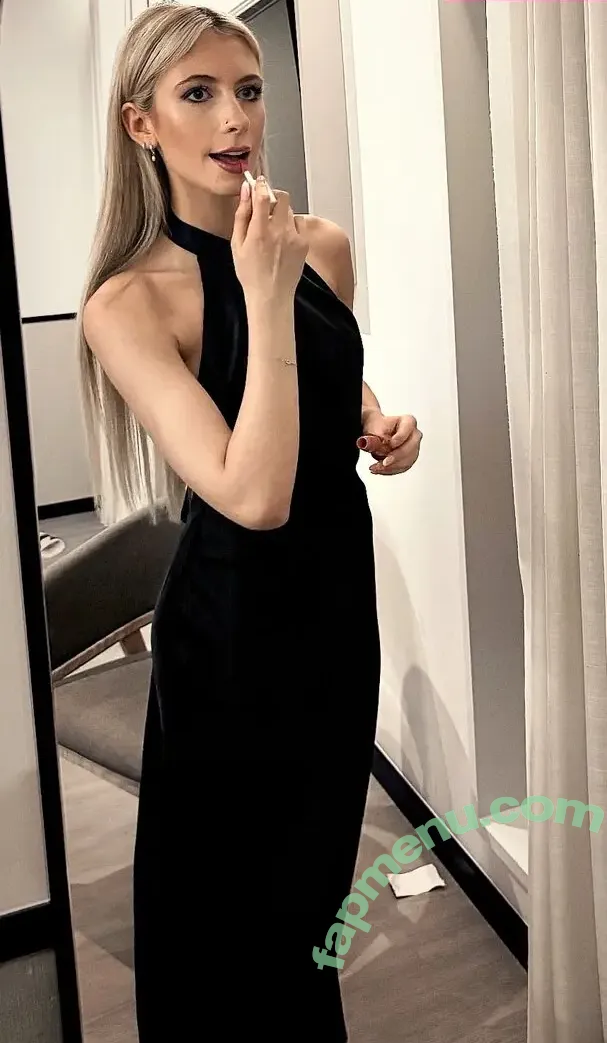 Hannah Sayce nude photo #0007 (hannahsayce)