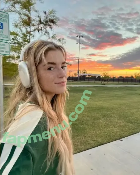 Hannah Stein nude photo #0561 (hnnhxl)